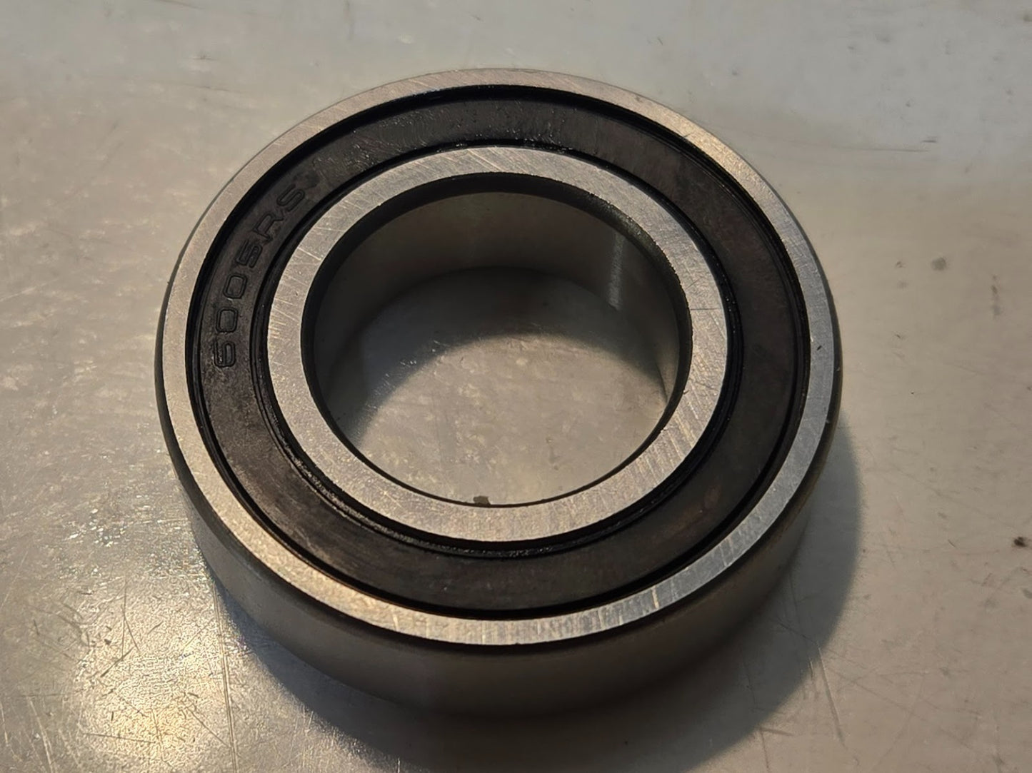 20 Quantity of Ball Bearings 6005RS | 47 mm OD 25 mm Bore 12 mm Wide (20 Qty)