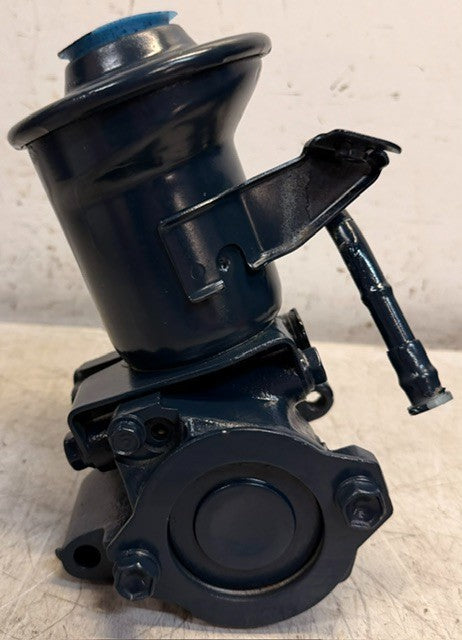 Carquest Remanufactured Power Steering Pump 5174 Autmotive Replacement Unit