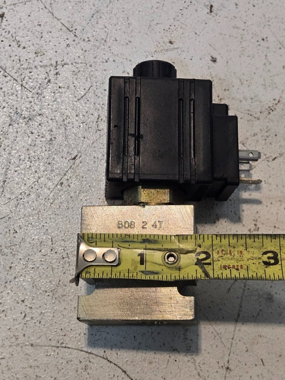 Parker S8LD Solenoid and B08-2-4T Valve Body