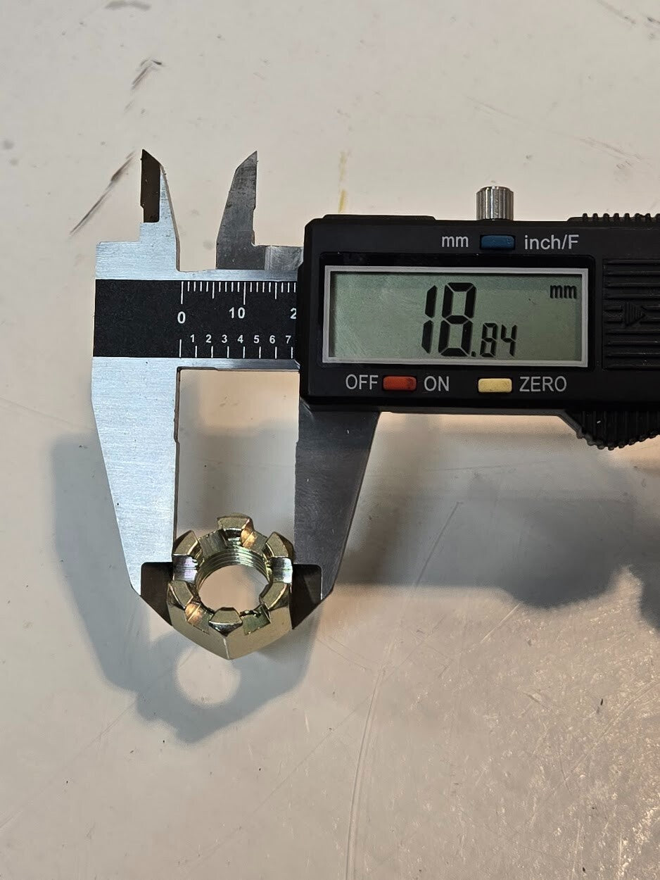 Howe Precision Ball Joint | 53.55mm Diameter 4-3/4" Length 12.5mm Threaded End