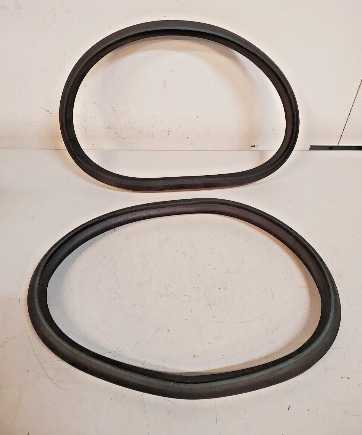 2 Quantity of Valley Gasket Seal Black F477LH | 1559AG | ADS 15" N-12 HP (2 Qty)