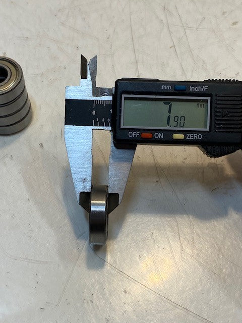 10 Quantity of CW China 7R8 Single Row Ball Bearings 29x13x8mm (10 Quantity)