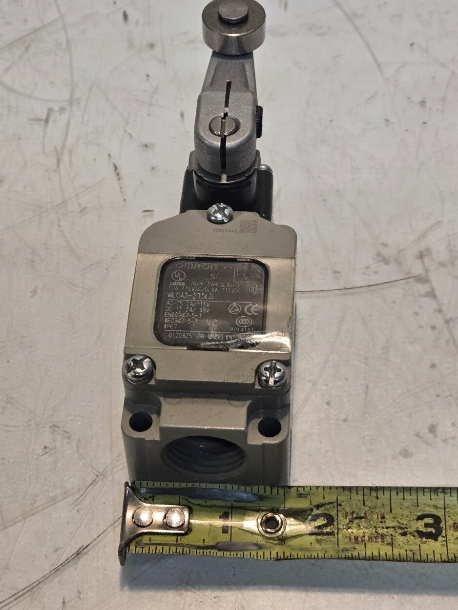 Omron Roller Lever Limit Switch WLCA2-2TSLD | 1G-A | NO | 782Y Type 3, 4, and 13