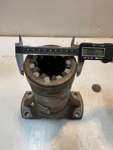 Propeller Yoke Assembly PSS-1 | 10" H 8-1/2" W 100mm Dia. 60mm Bore