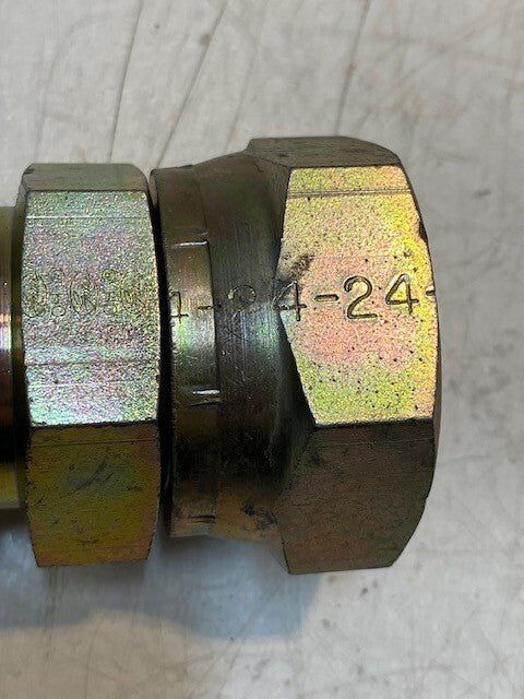 Gates Hydraulic Hose Fitting 4-24 FJX | 24-24 | OH | 5-1/8" H 45mm Thread