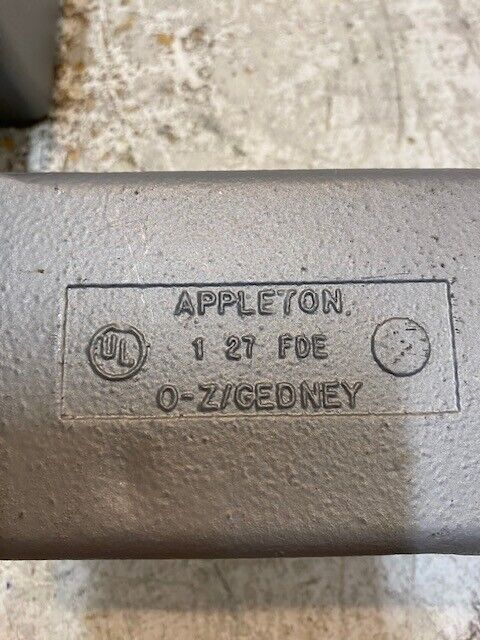 3 Qty of Appleton 127FDE O-Z/GEDNEY 25 cu in Gang Boxes w/ Mounting Lugs (3 Qty)