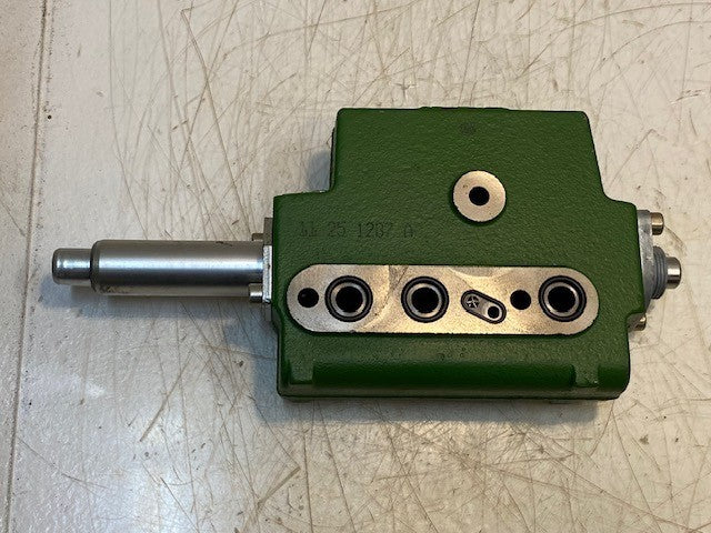 Bucher Hydraulics John Deere Control Valve 100-0-510771, HR5, 190207, AL172561