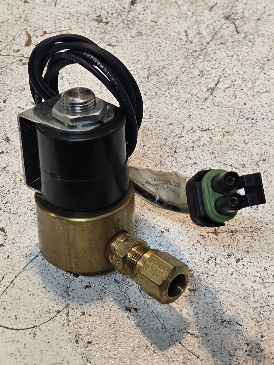 Air Dump Solenoid AP15147 | 125 PSI | 12 V