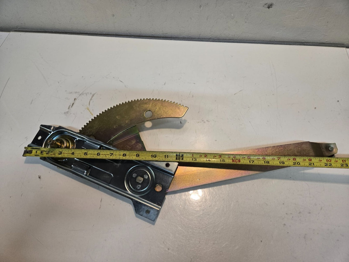 Ford Window Regulator E7TZ-1523200A | T089R for 80-91 Bronco and Pickup