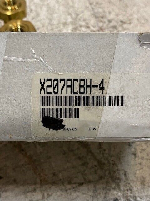 14 Quantity of Parker Brass Anchor Couplings X207ACBH-4 (14 Quantity)