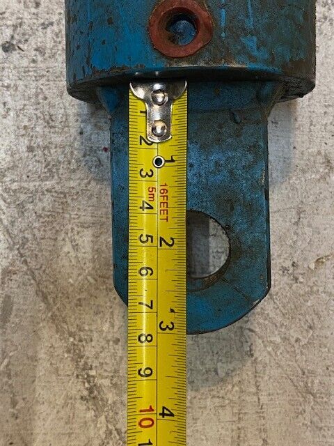 Hydraulic Cylinder Blue 30-1/2" Long 26mm Bore 85mm OD