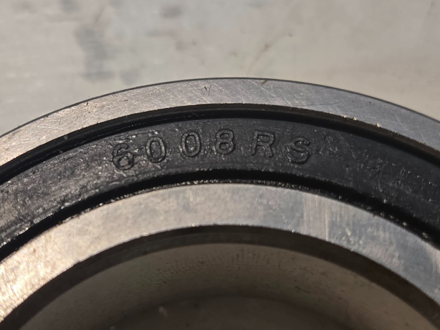 SST Snap Ring Ball Bearing 60082RSNRC3 | 68 mm OD x 40 mm Bore x 15 mm Wide