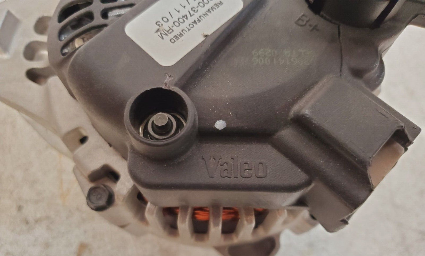 Valeo Remanufactured Alternator 37300-37400-RM