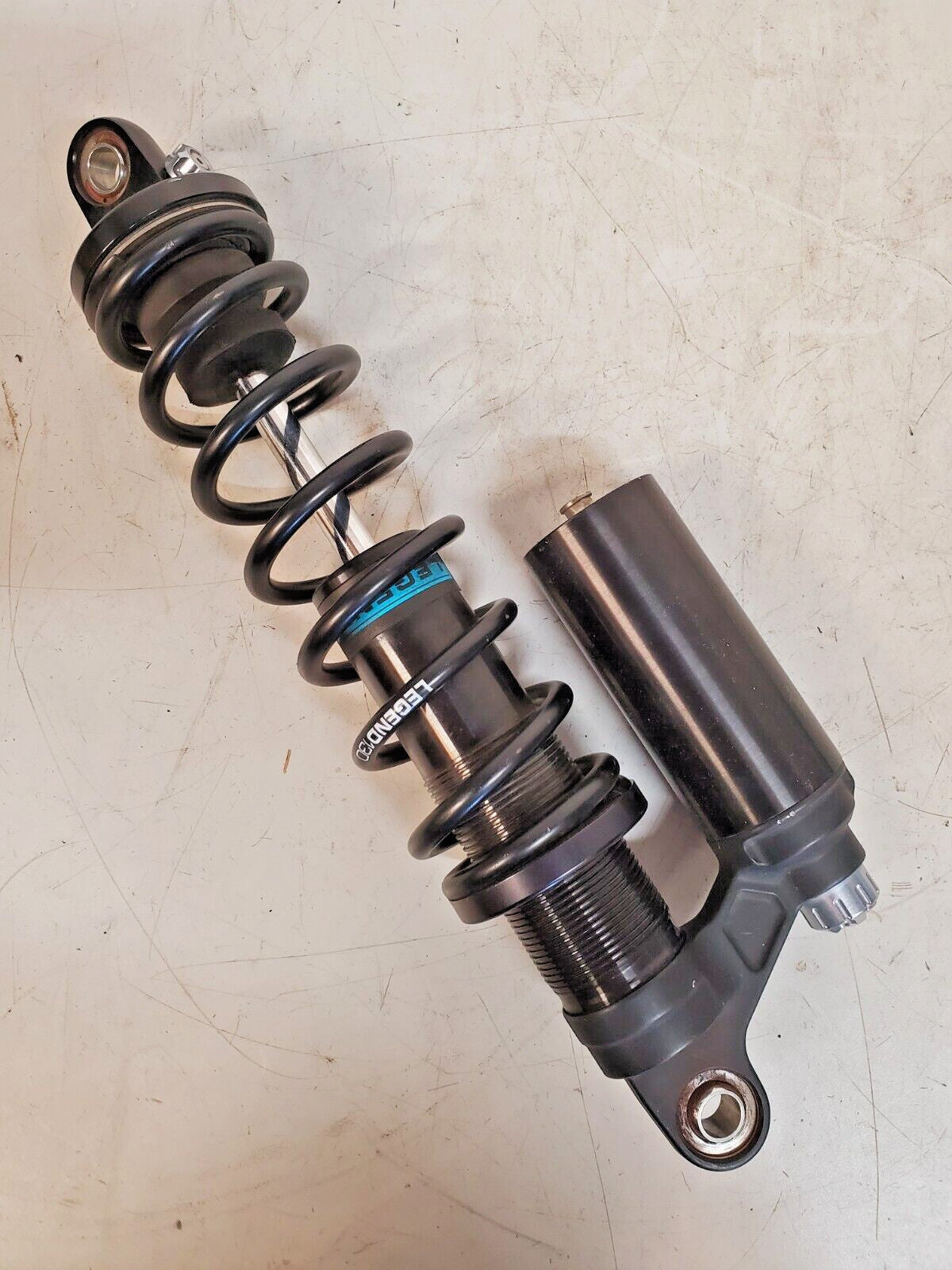 Legend 130 Coil Suspension 105567 | 250 PSI