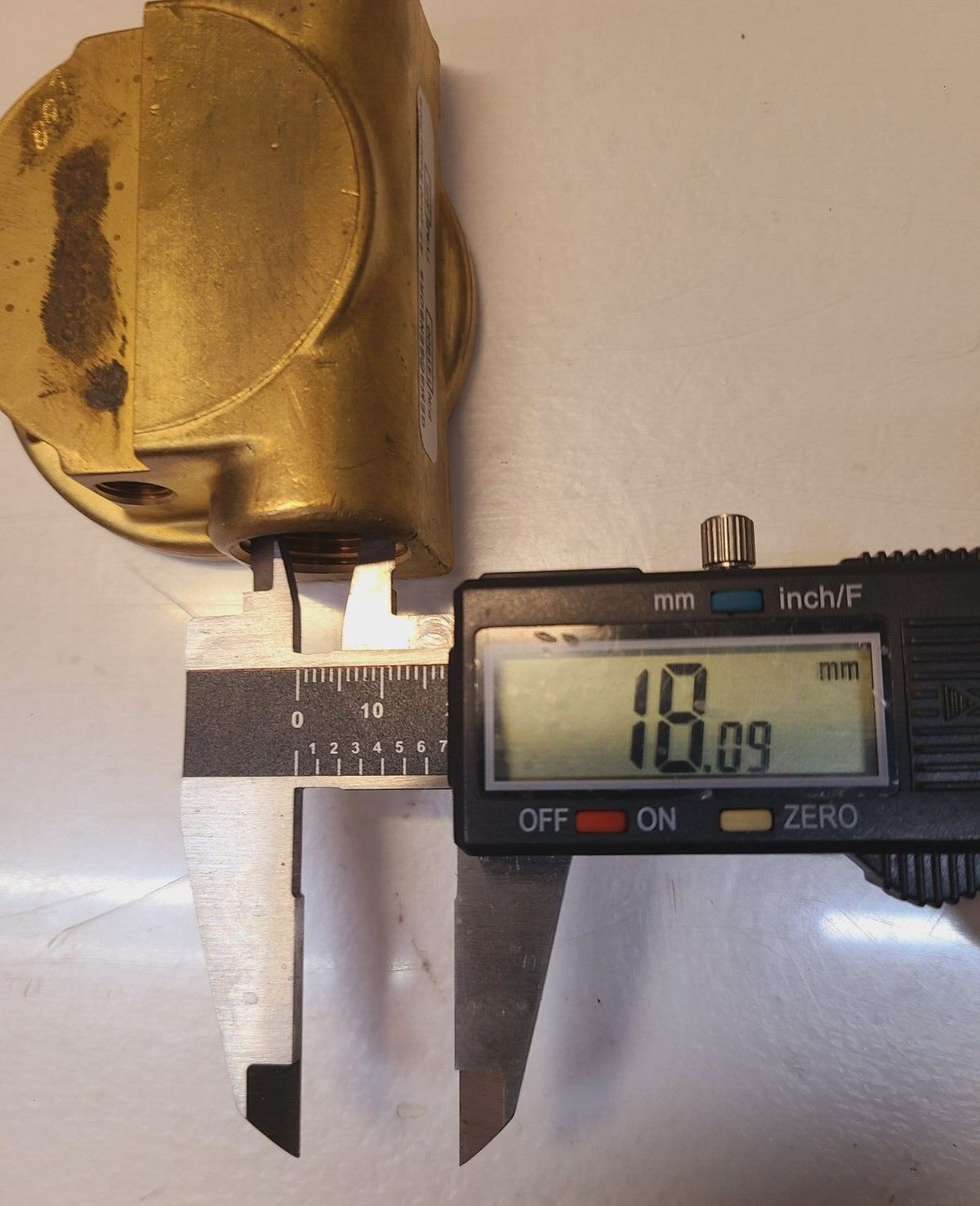 Gems Sensors RF-2500 Rotor Flow P/N 141600 Type RFI