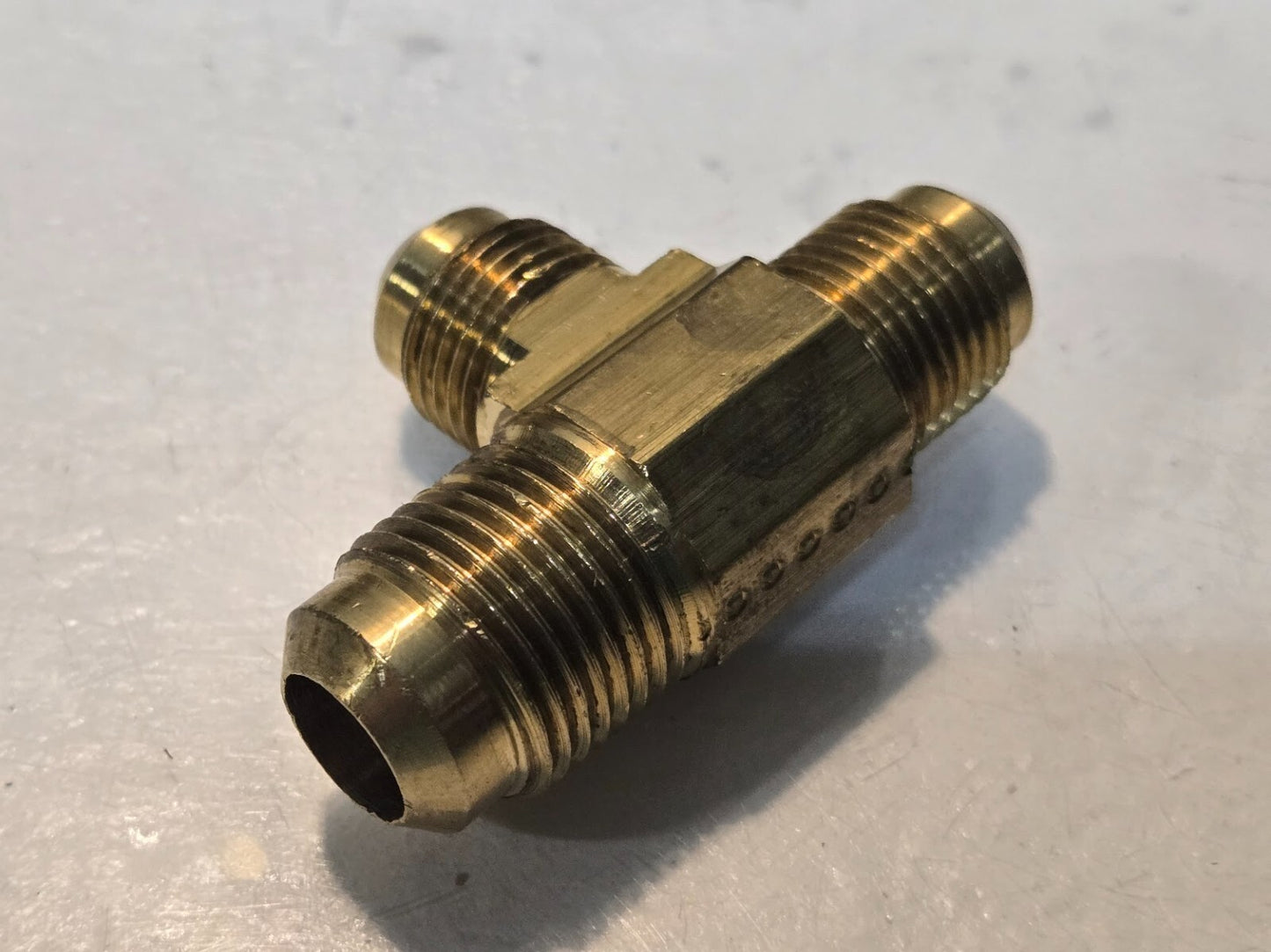 10 Quantity of BrassCraft 44-8-6-6 Flare Reducing Tees 1/2"x1/2"x3/8" (10 Qty)