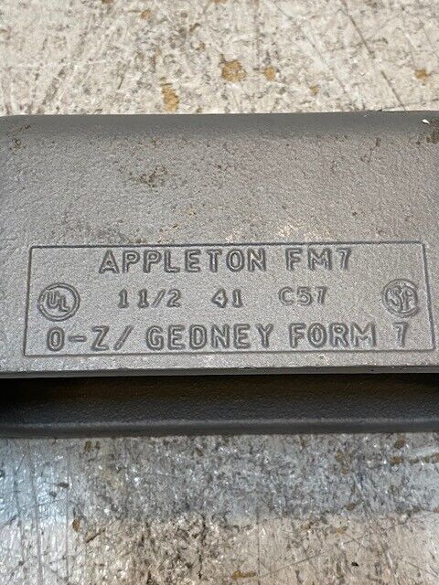 Appleton Unilet FM7 | 1-1/2 | 41 | C57 | O-Z / Gedney Form 7