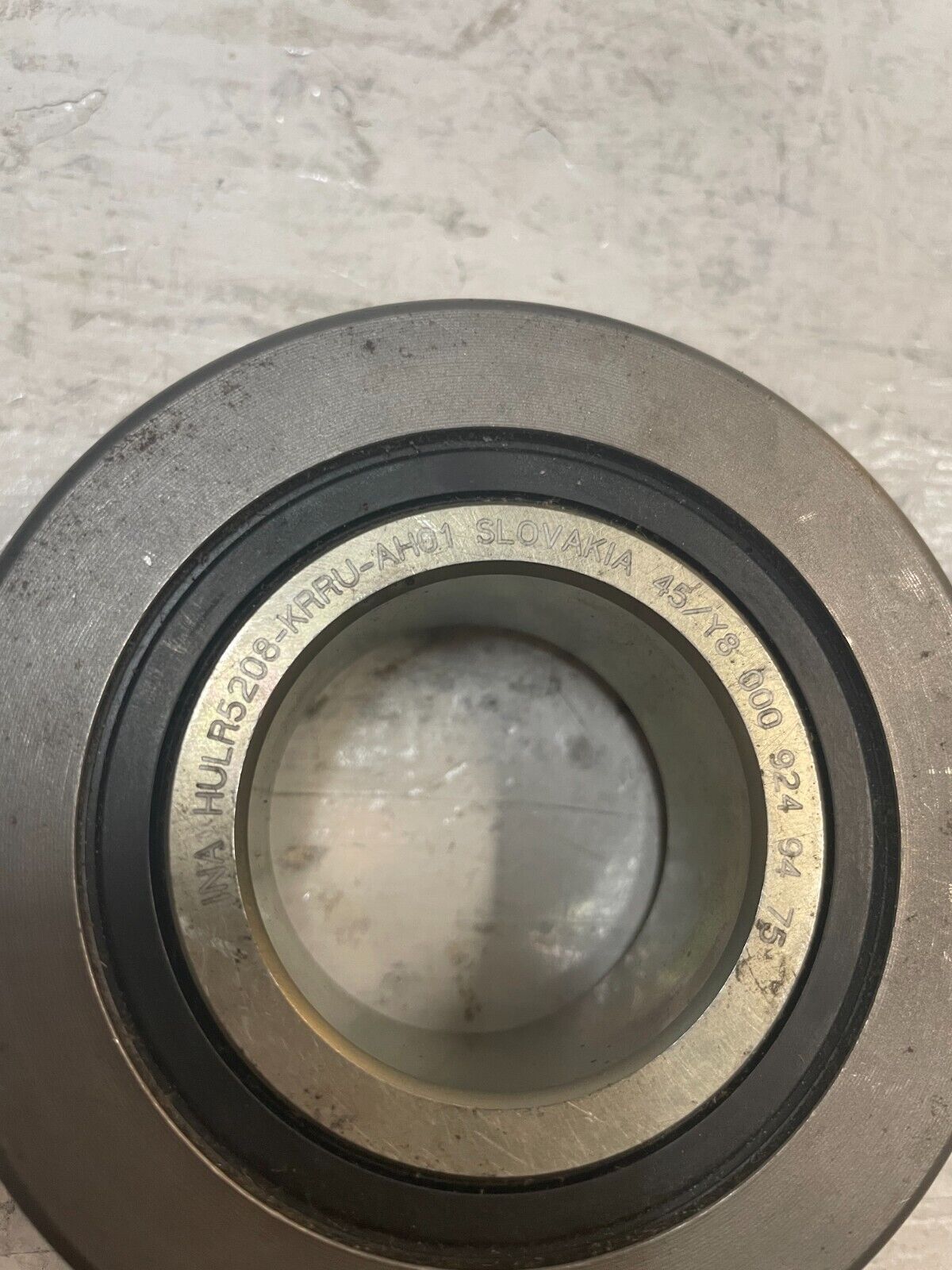 INA HULR5208-KRRU-AH01 SLOVAKIA 45/Y8 000 924 94 75 BEARING