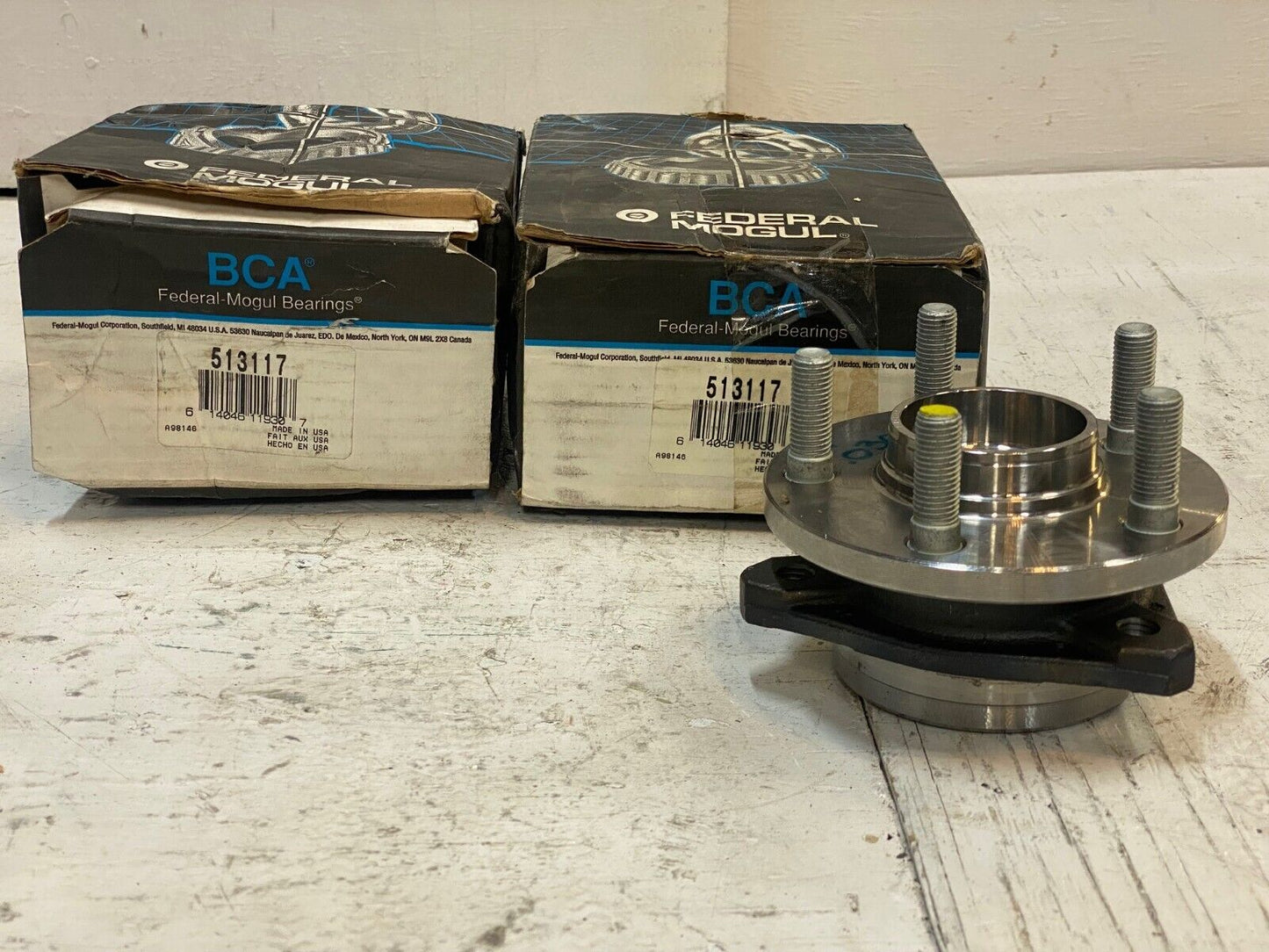 2 Federal Mogul 513117 Axle Bearing & Hub Assemblies (2 qty)