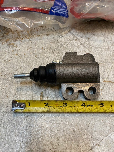 2 Quantity of Duralast 52283 Clutch Slave Cylinder (2 Quantity)