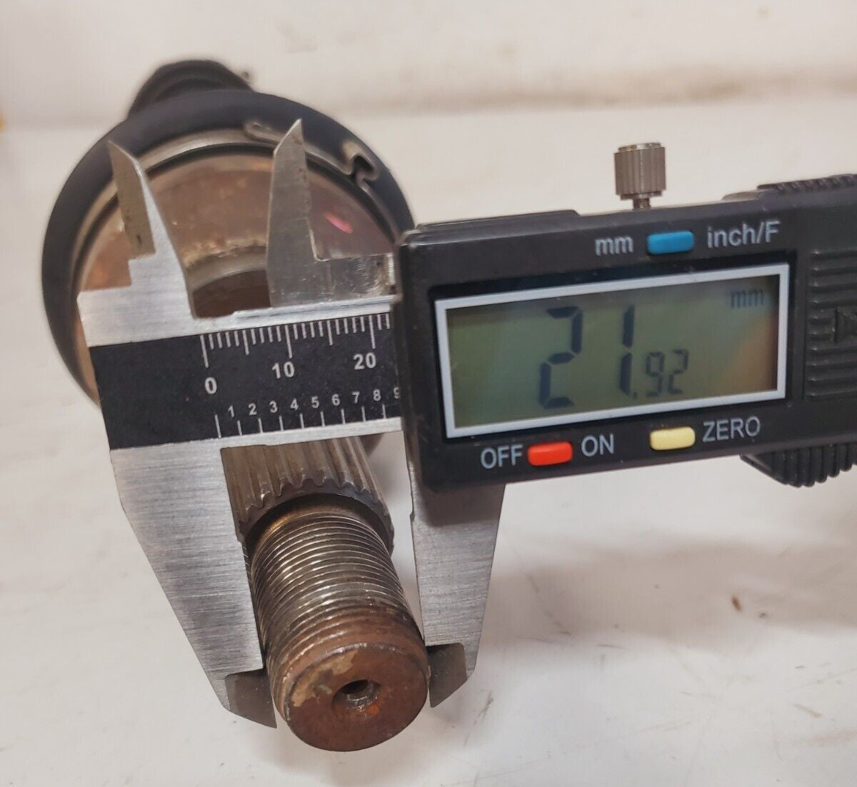 FoMoCo Axle Shaft Front Right For FORD AE8P-3B436-BB | 110721100251 | FAXXA