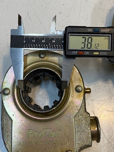2 Quantity of ProTier PT1200 Slack Adjusters 10-Spline 38mm Bore (2 Quantity)