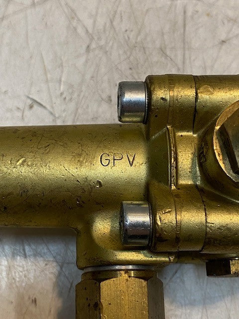 General Pump Valve 7" Long 3-1/4" Wide 3-1/2" Tall 17mm Thread 15mm ID