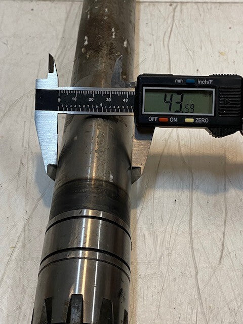 Output Shaft for John Deere 40281323 | 041901 | 44mm OD 13-Spline 25mm Thread