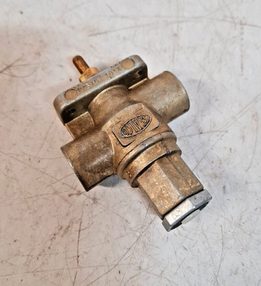 Sealco Air Bag Control Valve 17610 | 1014