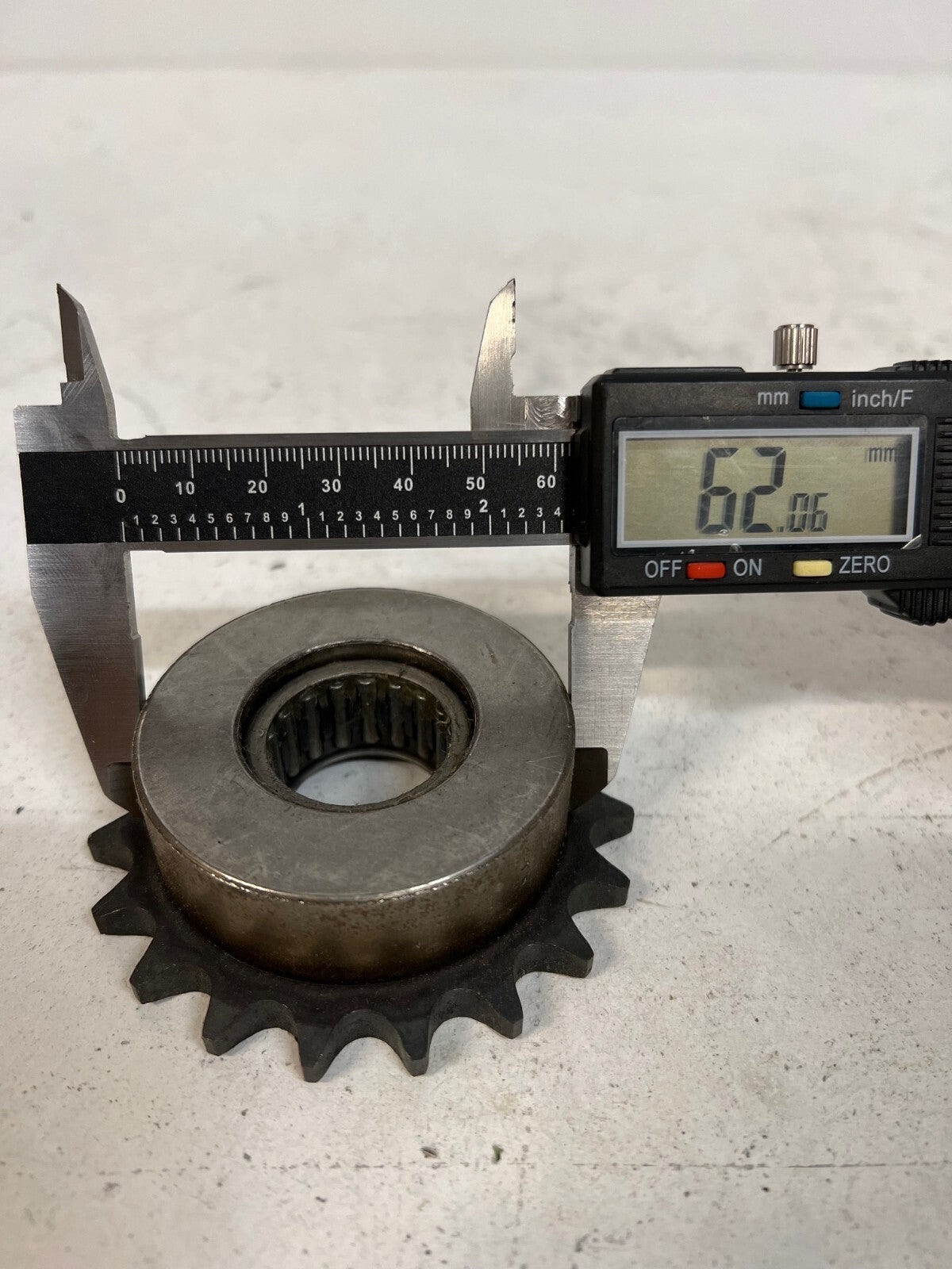 Browning HN40B19IDLER Chain Idler Sprocket