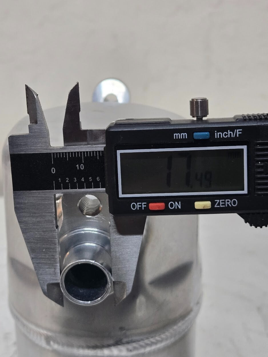 A/C Accumulator HZ1402