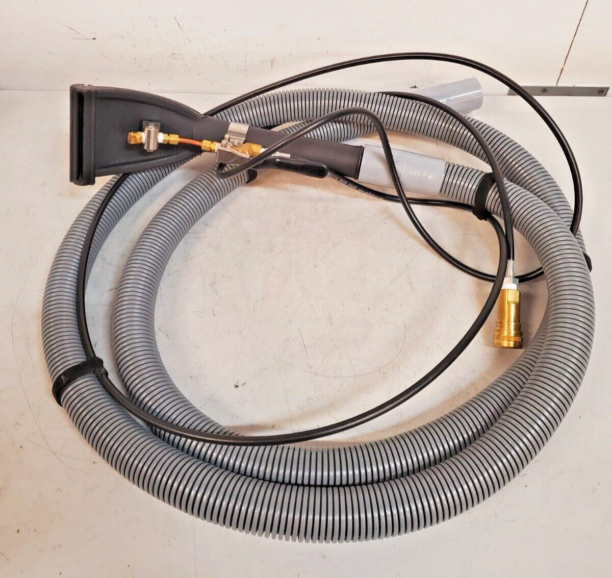 Sanitaire Extractor Hand Nozzle & Hose 10 Ft Series 4700-02