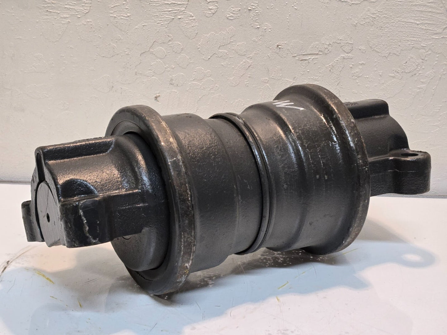 Track Roller KBA1047-W for Case Excavator KBA1050 | 19.5mm Mounting Holes