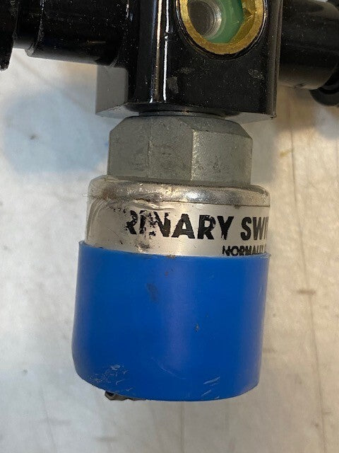 Drier Filter Receiver w/ Top mnt Trinary Switch 31-2002-1 | 12" Long 4" Wide