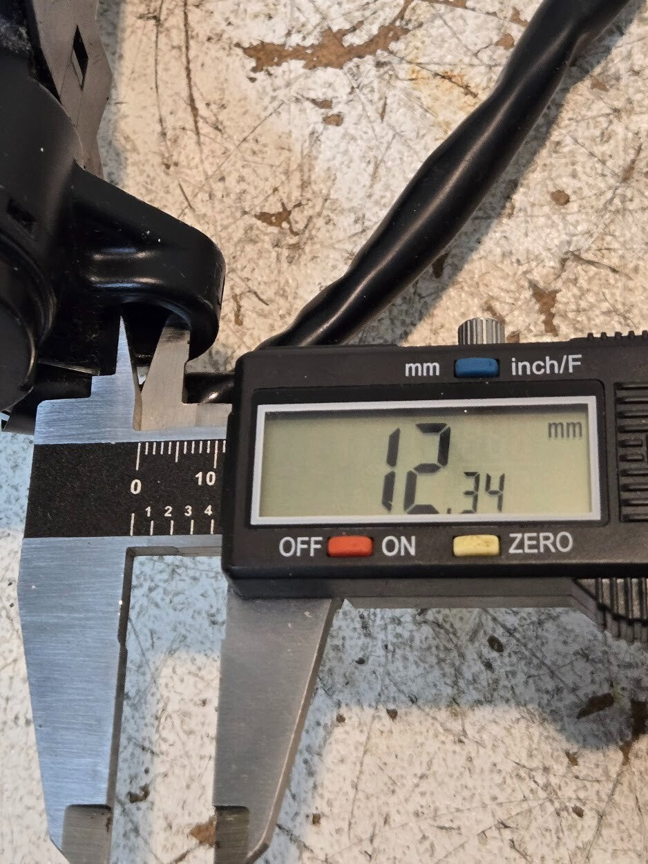 Ignition Switch KM-8 237270 | G67HH