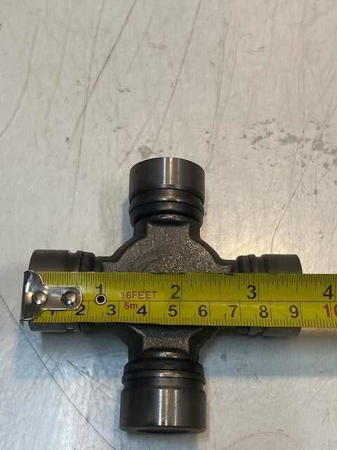 6 Quantity of MOOG U-Joints 331 | 015-2157-2 (6 Quantity)