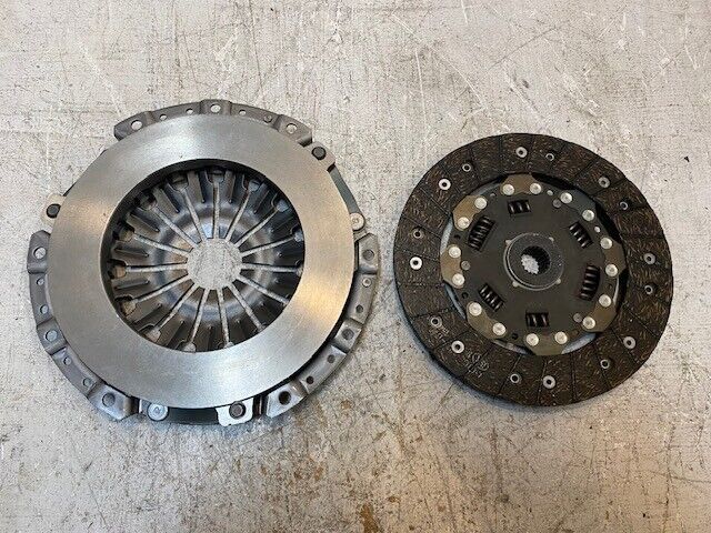 Luk Clutch Disc & Clutch Pressure Plate SCHD-359 | 9B08C | 323024410