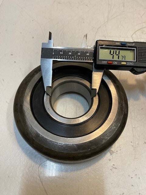 Mast Guide Bearing X501RS 127mm OD 45mm Bore 32mm Thick