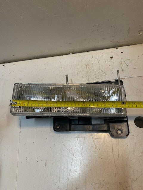 Headlight Assembly for Chevrolet KS-GM073 Eaglite HB3 9005 DOT 12V 65W
