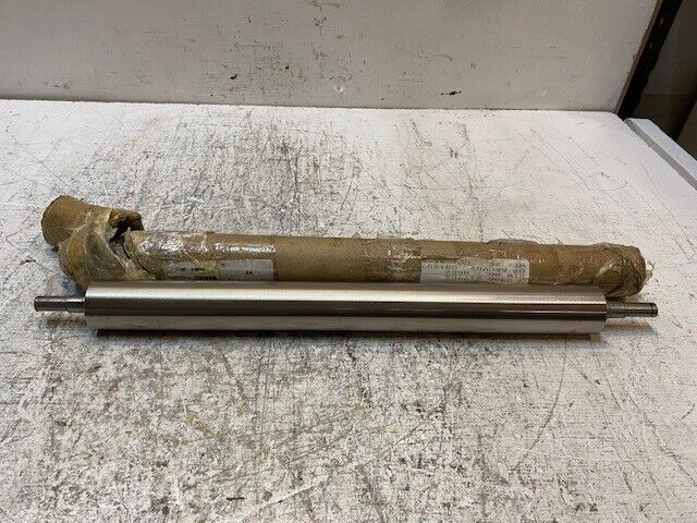 Hydraulic Cylinder 19-1/4" Long 40mm OD 12mm End 2987361, 0680610011, 039621770A