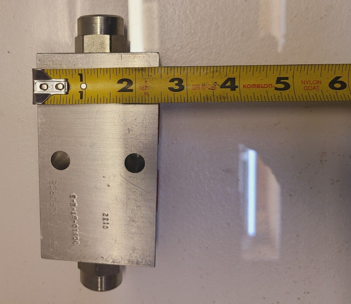 Hydraforce Lock Valve DCV10-8T-N-3 | 0132 | CV10-28