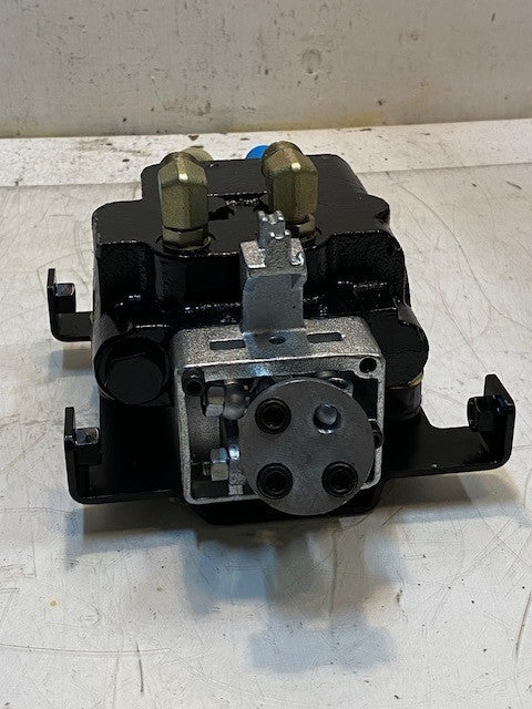 Hydraulic Valve 871400262 | 0705