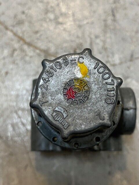 Bendix 277222 PR-2 Pressure Protection Valve 95Psi | A1510T | 242446