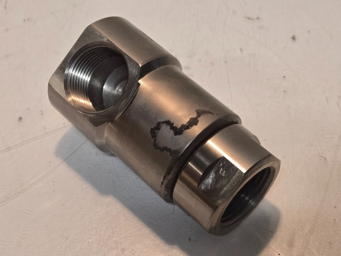 SuperSwivels 600682 | 020520 | 1"x1" FNPT | 90 Degree Swivel Assembly | 3000 PSI