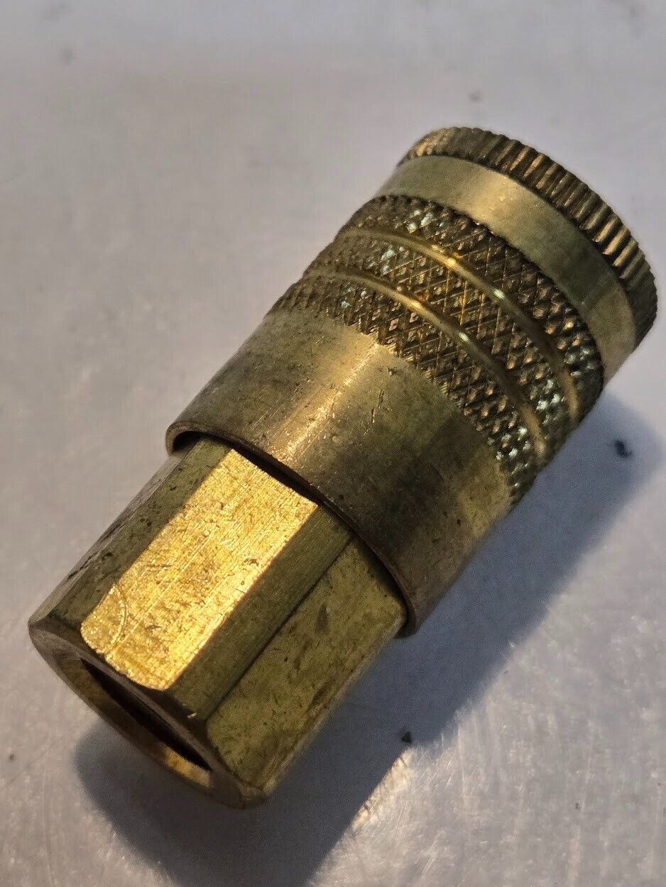 5 Quantity of 1/4" Quick Connect Couplings 1/4" FPT 19mm Hex (5 Quantity)