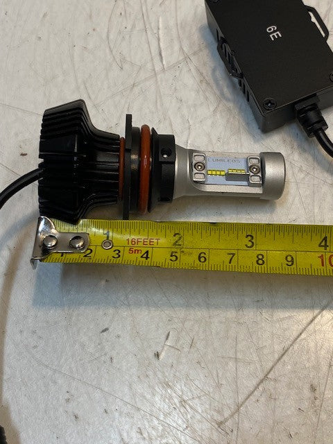 2 Quantity of LED Headlights DC12-24V 8000LM 6E (2 Quantity)