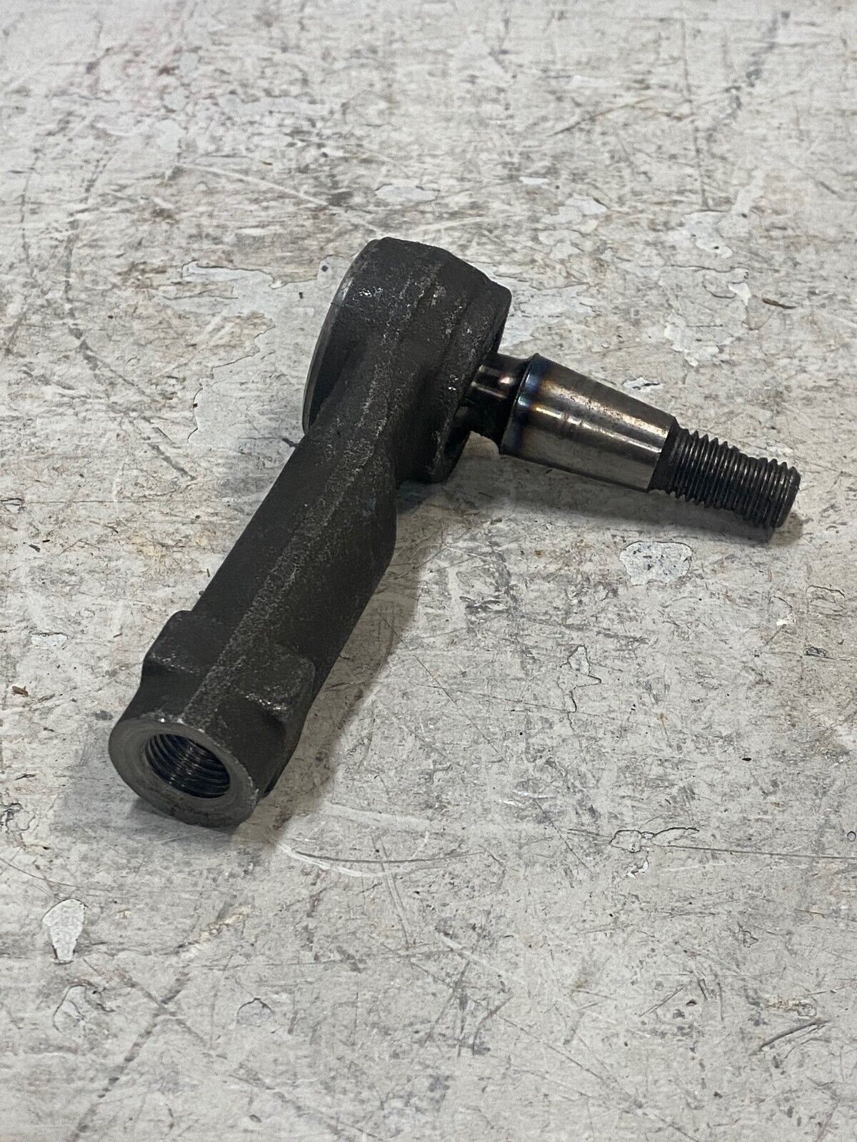 MOOG 81954F Tie Rod End