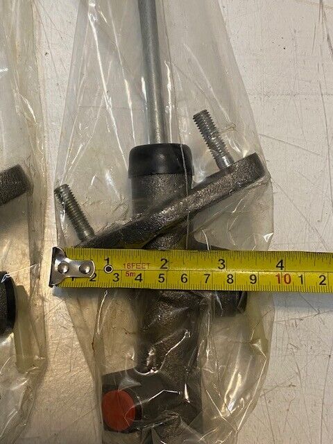 2 Quantity of Clutch Master Cylinders M0436 | 137.62004 (2 Quantity)