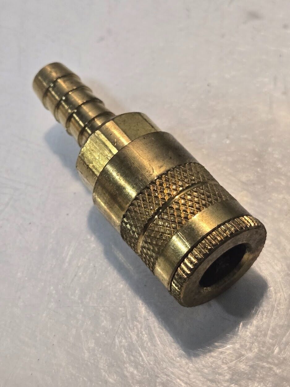6 Quantity of 1/4" Quick Connect Fittings with 3/8" Barb Hose End (6 Quantity)