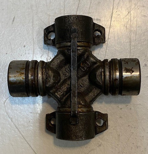 Spider Universal Joint S8C 1956 M 3-W | 3-3/4" L 3-1/2" W 29mm Ends